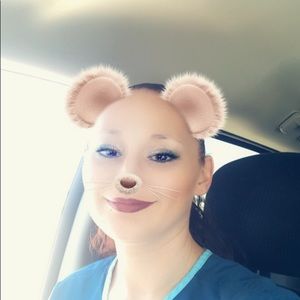 Meet your Posher, Vanessa